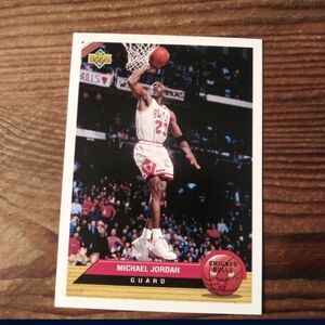 Highly Collectable 1992-93 Michael Jordan Upper Deck Basketball Card